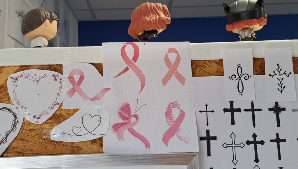 Cancer du sein le tatouage au service d’Octobre rose Les Tatoueurs